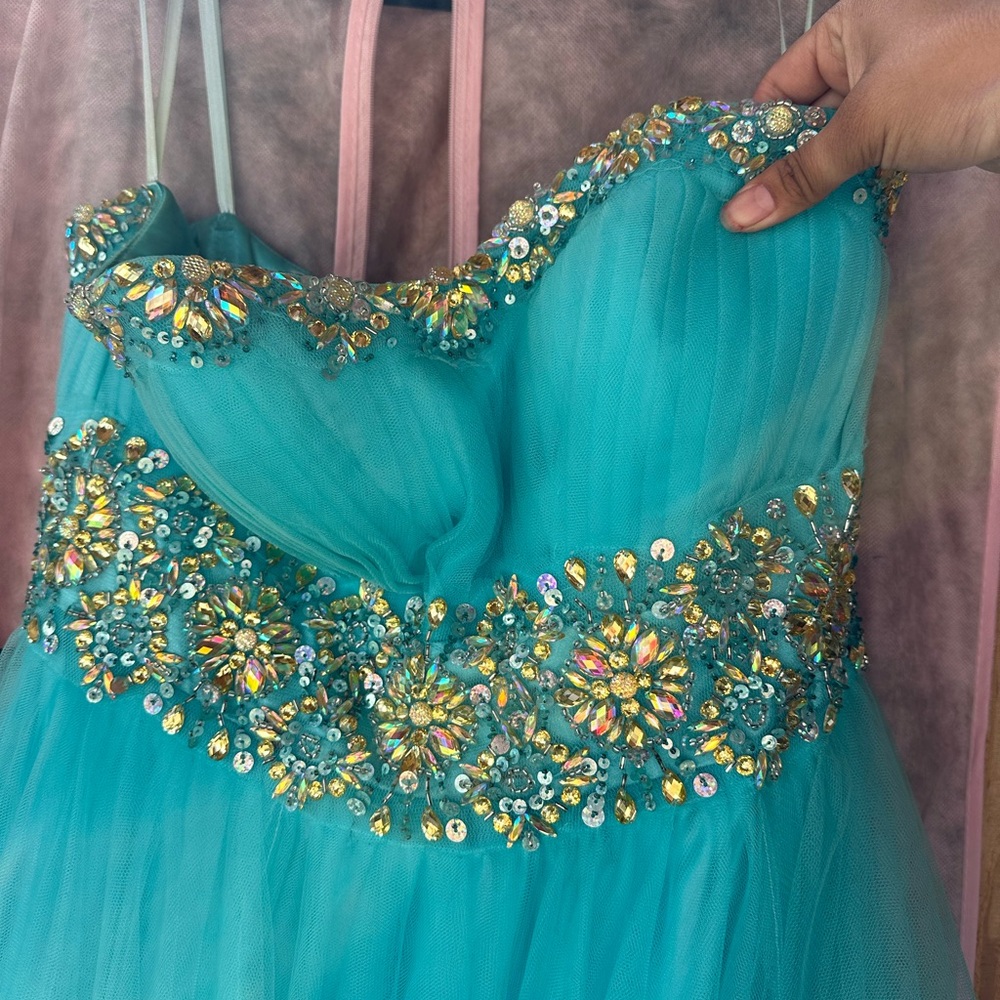 prom dress worn 1 time